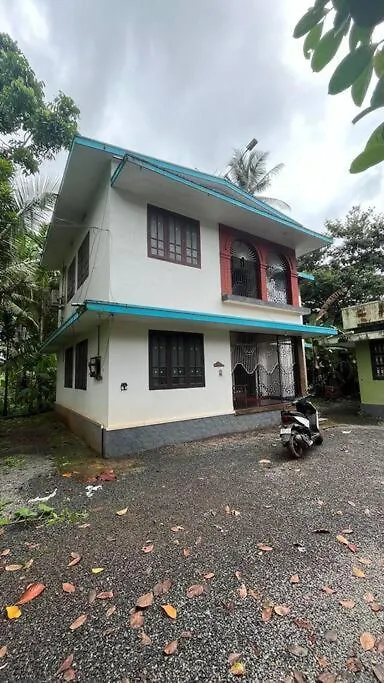 3 Bedroom Home Stay In Kannur76